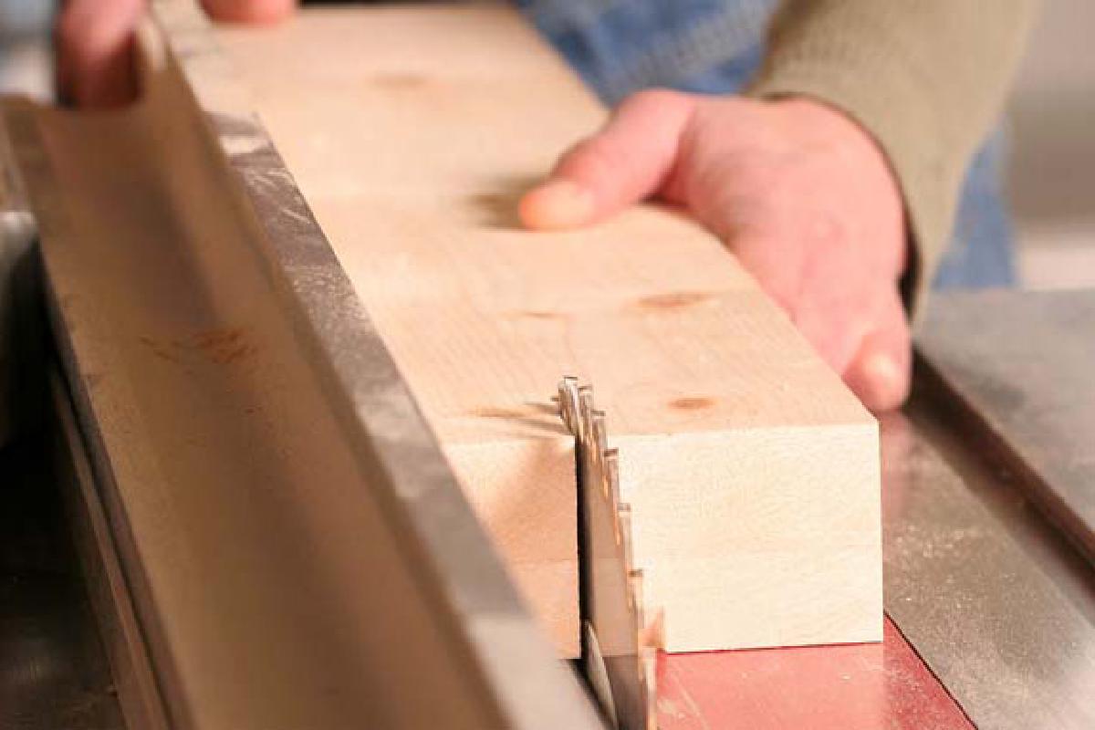 Grenouille 3.0 - J01 : Découpes du bois (pieds & traverses)