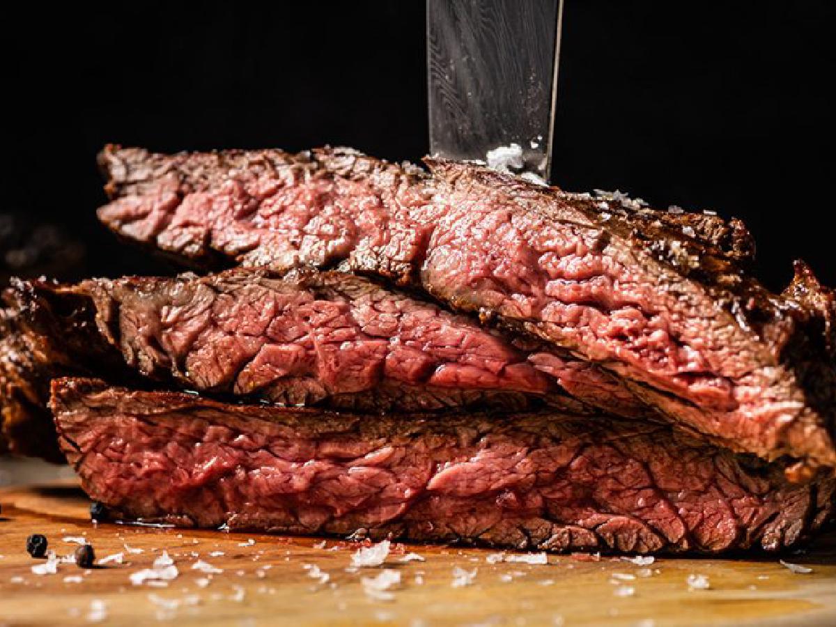 Bavette de bœuf grillée au Kamado